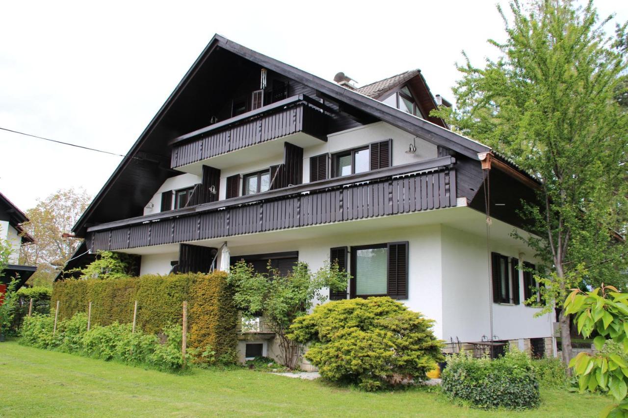 Apartments Poldi Блед Екстер'єр фото