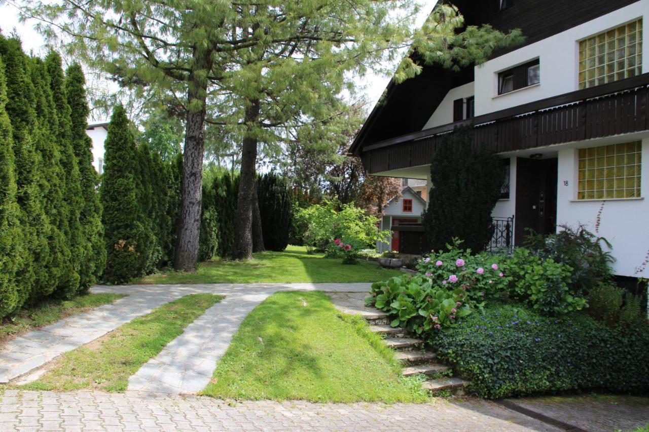 Apartments Poldi Блед Екстер'єр фото