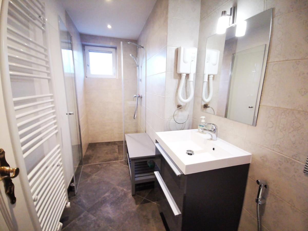 Apartments Poldi Блед Екстер'єр фото