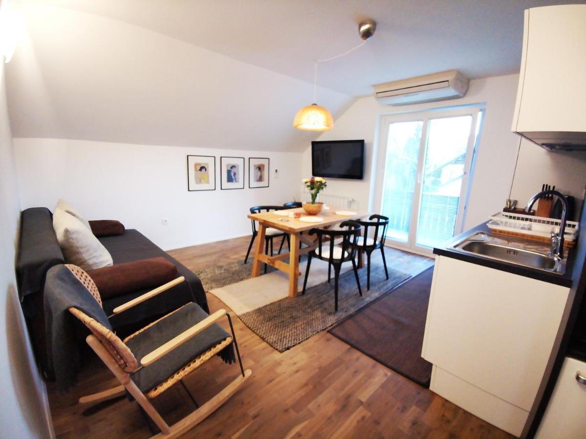 Apartments Poldi Блед Екстер'єр фото