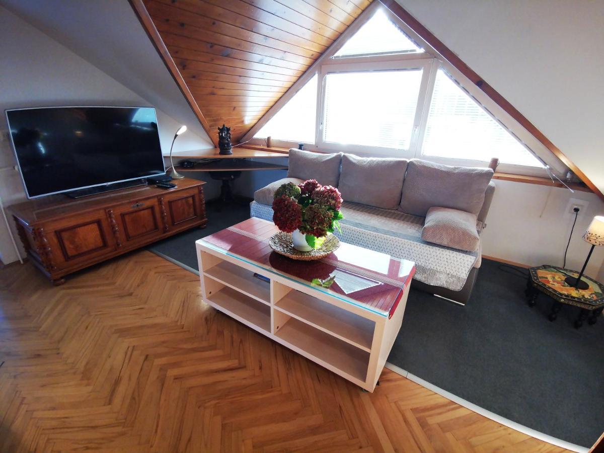 Apartments Poldi Блед Екстер'єр фото