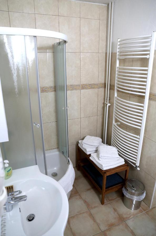 Apartments Poldi Блед Екстер'єр фото